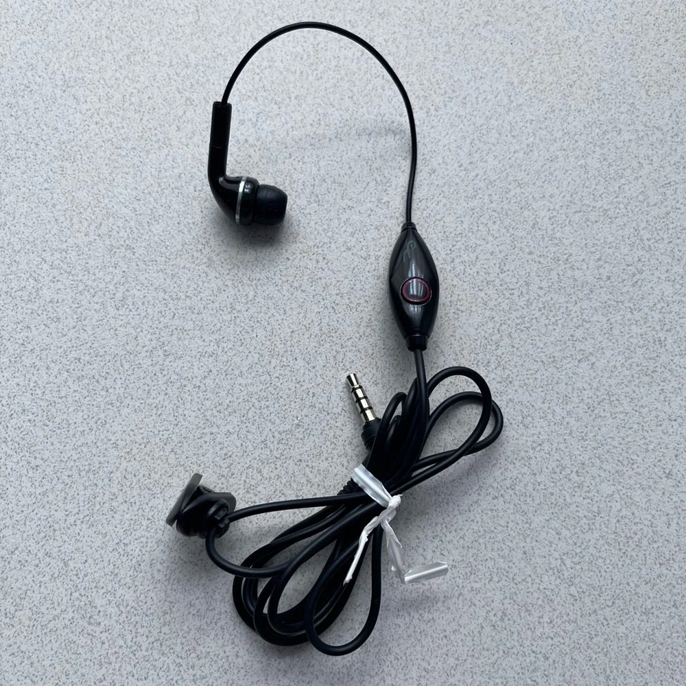 💻 Earset With Microphone